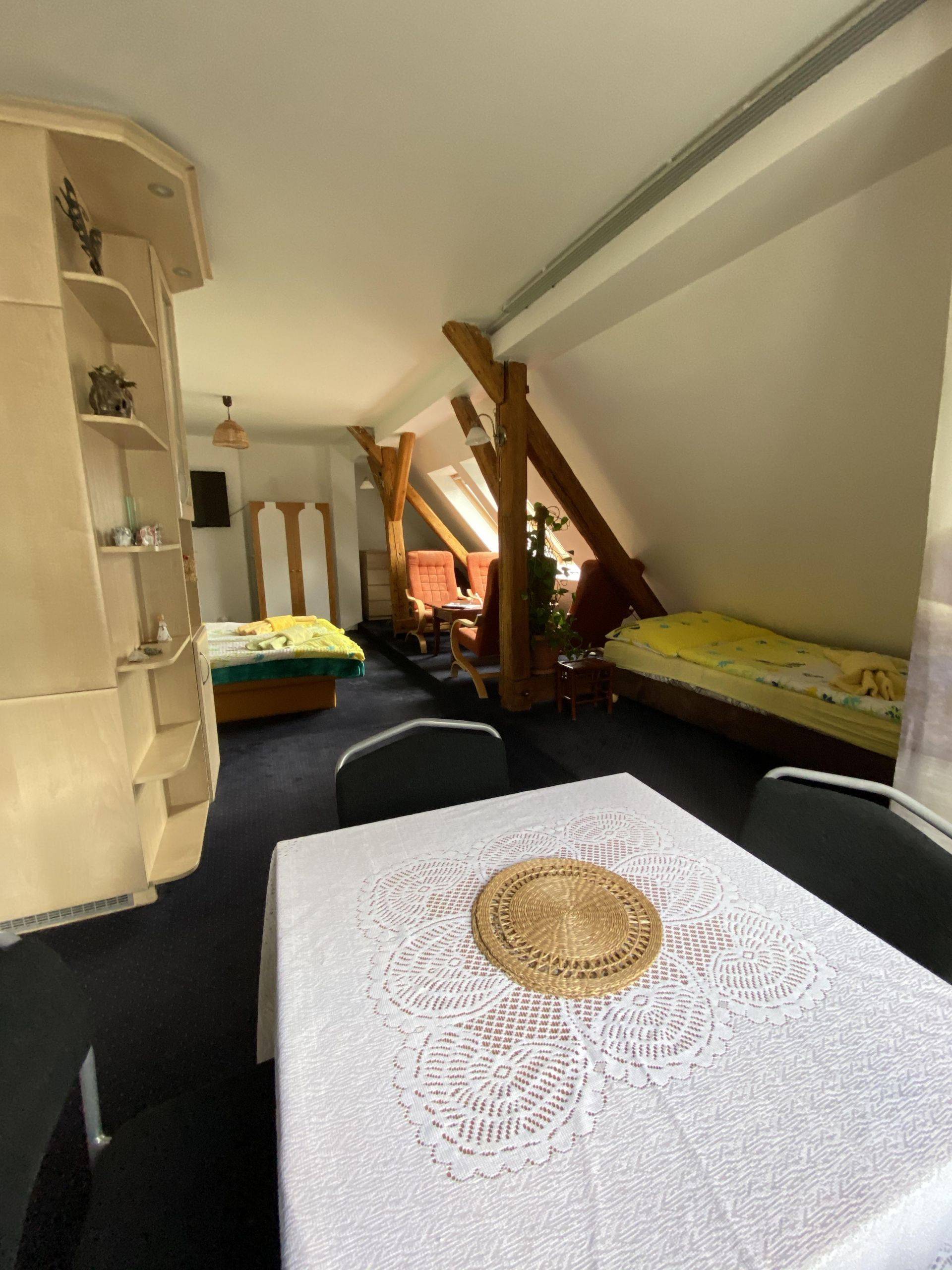 Pokoj č. 5 - rodinný apartmán